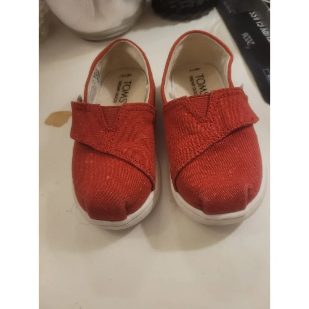Toddler‎  Girls/boysbClassic Canvas Slip On Shoes Red